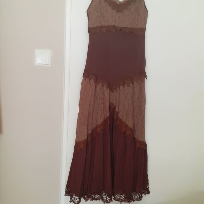 Sukienka na lato na ramiączkach