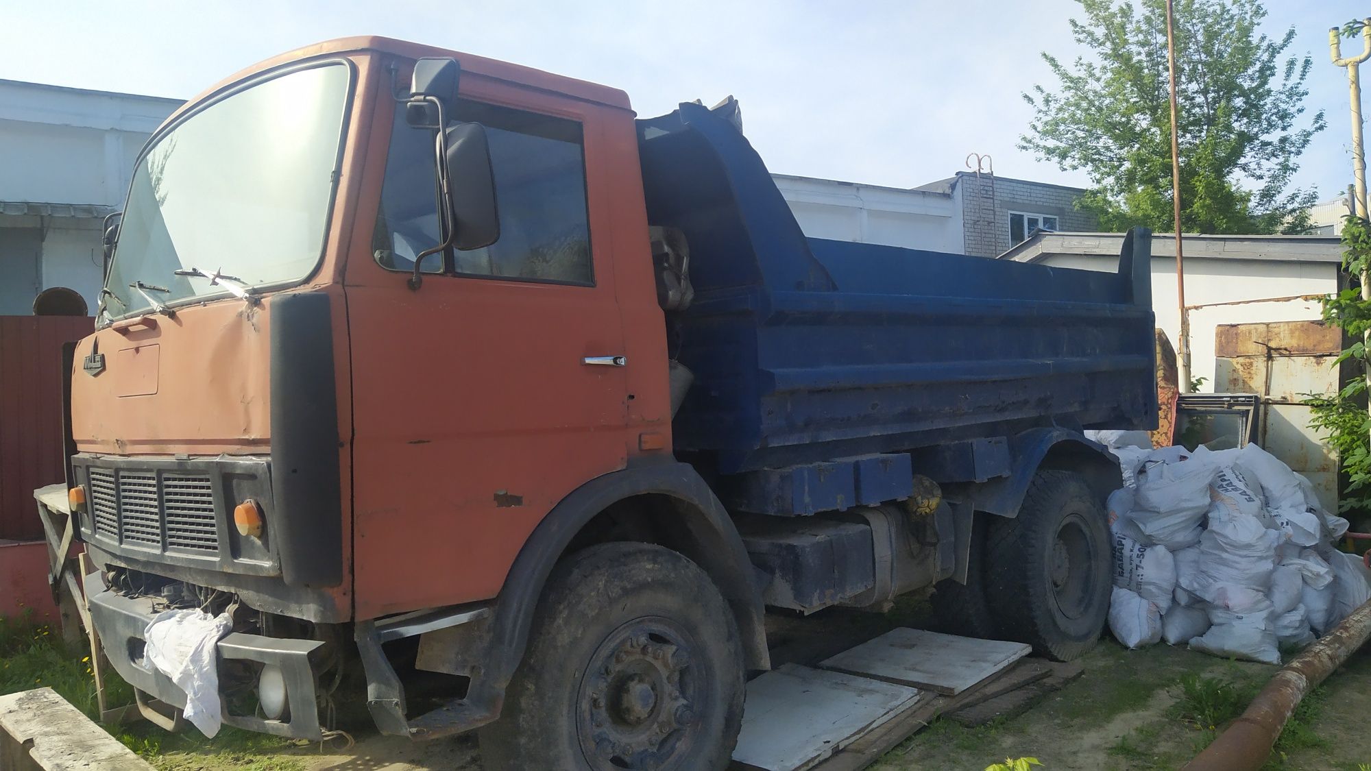Продам грузовой Маз