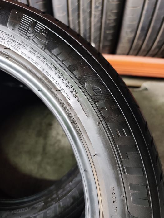 Pneus 245/45r17 Michelin Primacy 4 com 80% piso