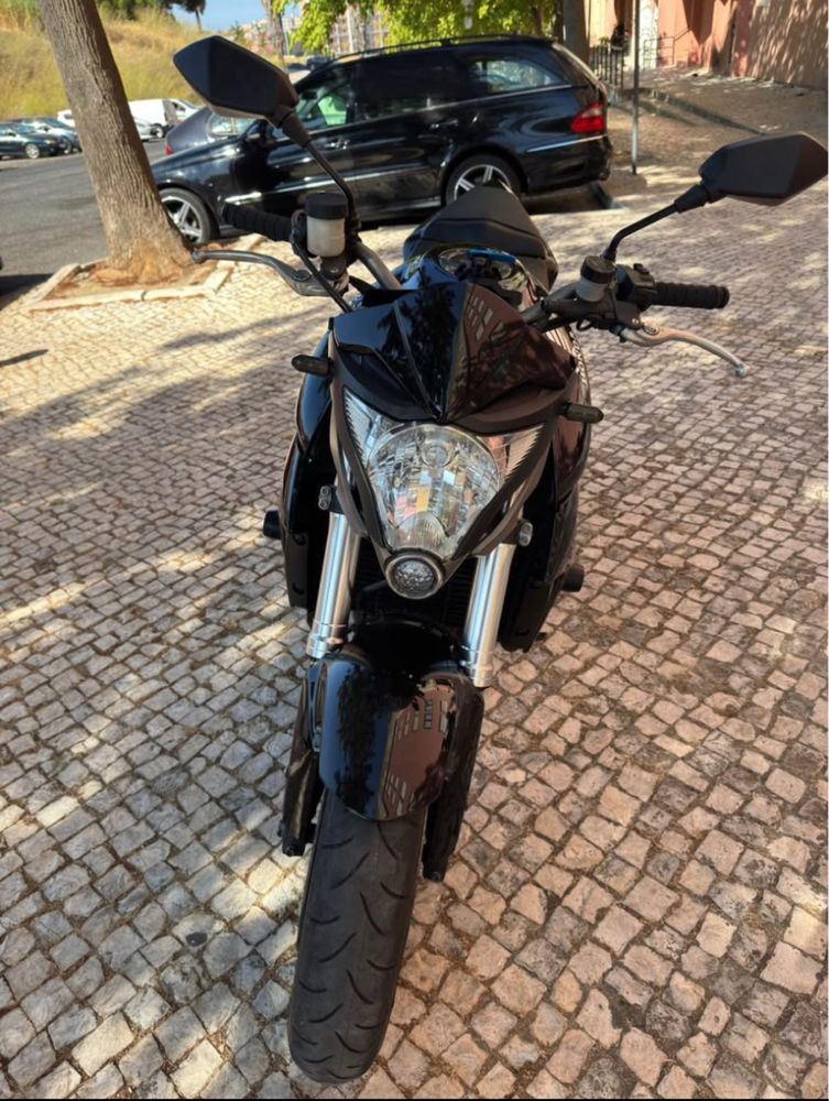Honda cb 1000r 2008