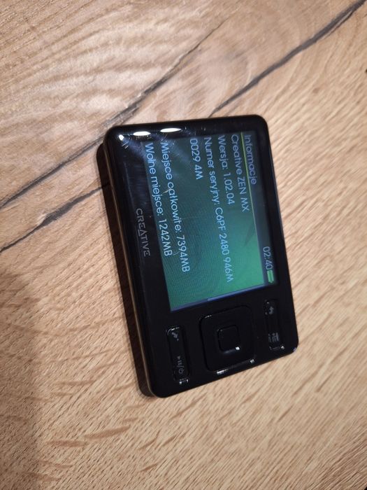 Odtwarzacz CREATIVE ZEN MX MP4 GB plus karta pamięci