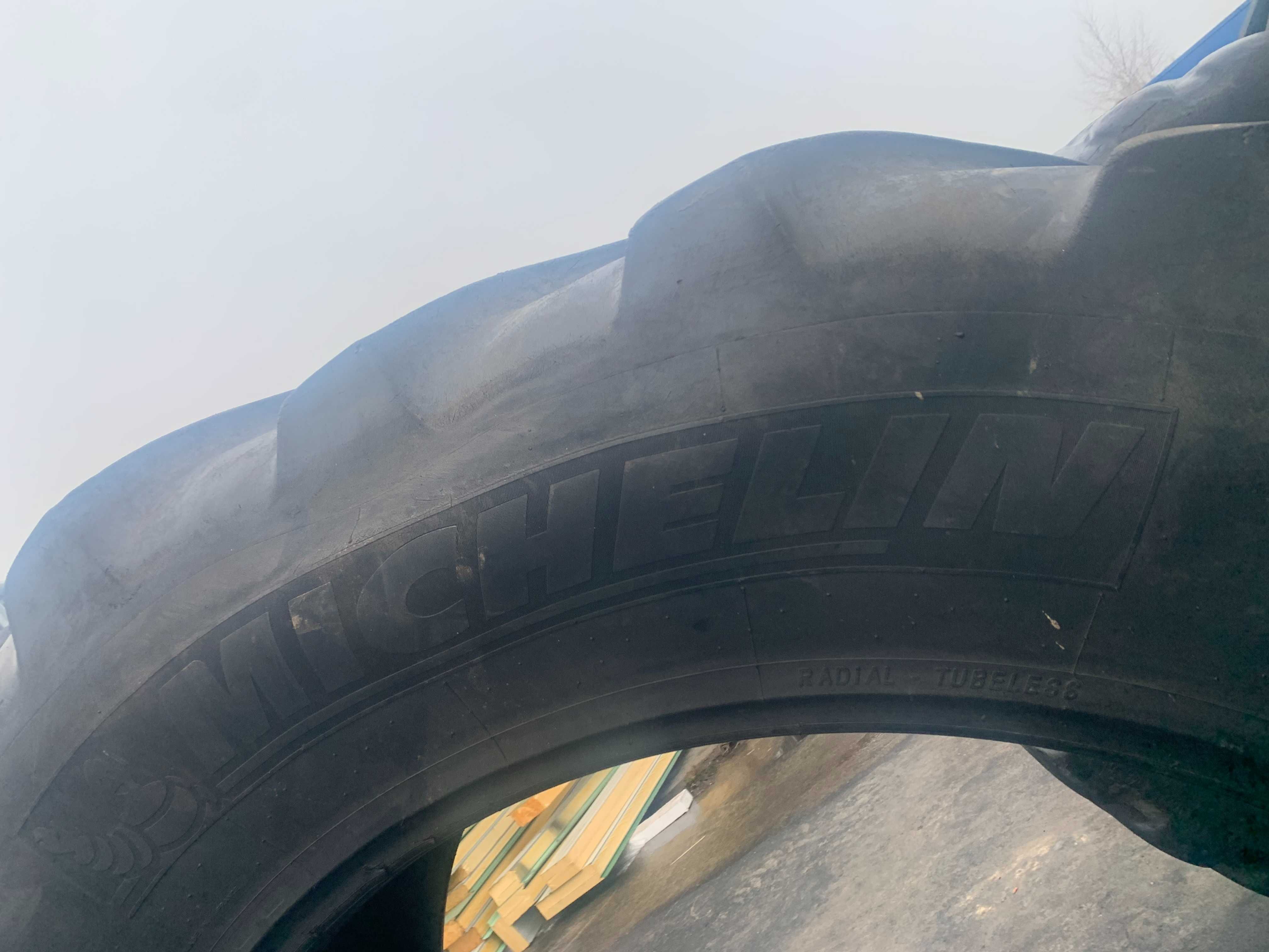 650/65R42 Michelin Multibib  JM638