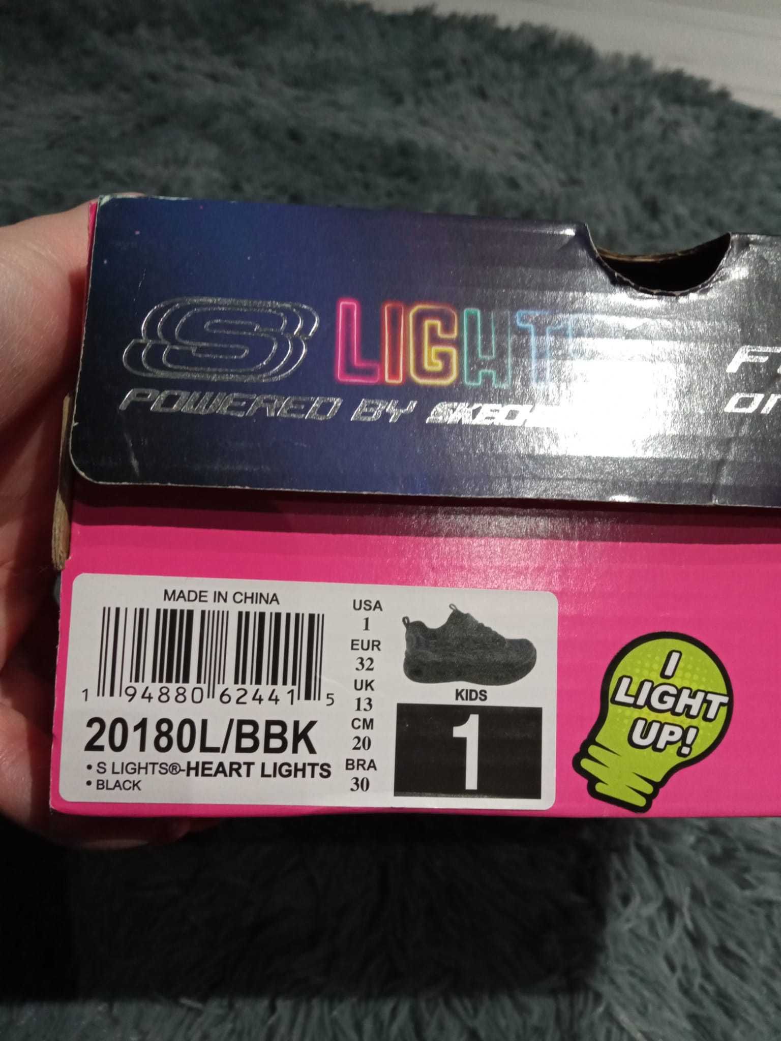 Czarne świecące Led r.32 Skechers + Myszka Micky Geox