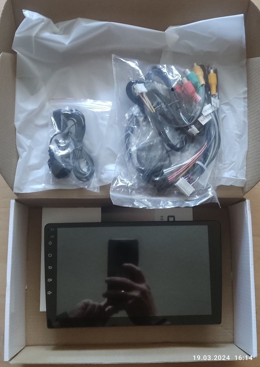 9 Cali QLED 1280x720 Radio Rk3326 Wifi Bluetooth 4G + 64G Android 13