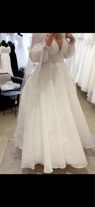 Весільна сукня новинка 2025