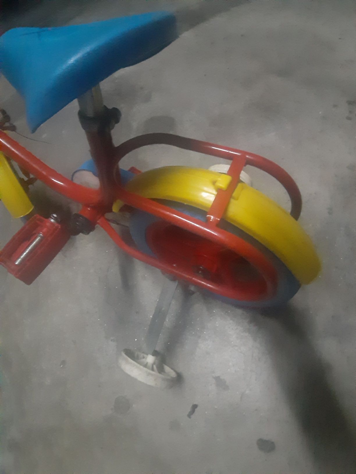 Bicicleta para criança em bom estado
