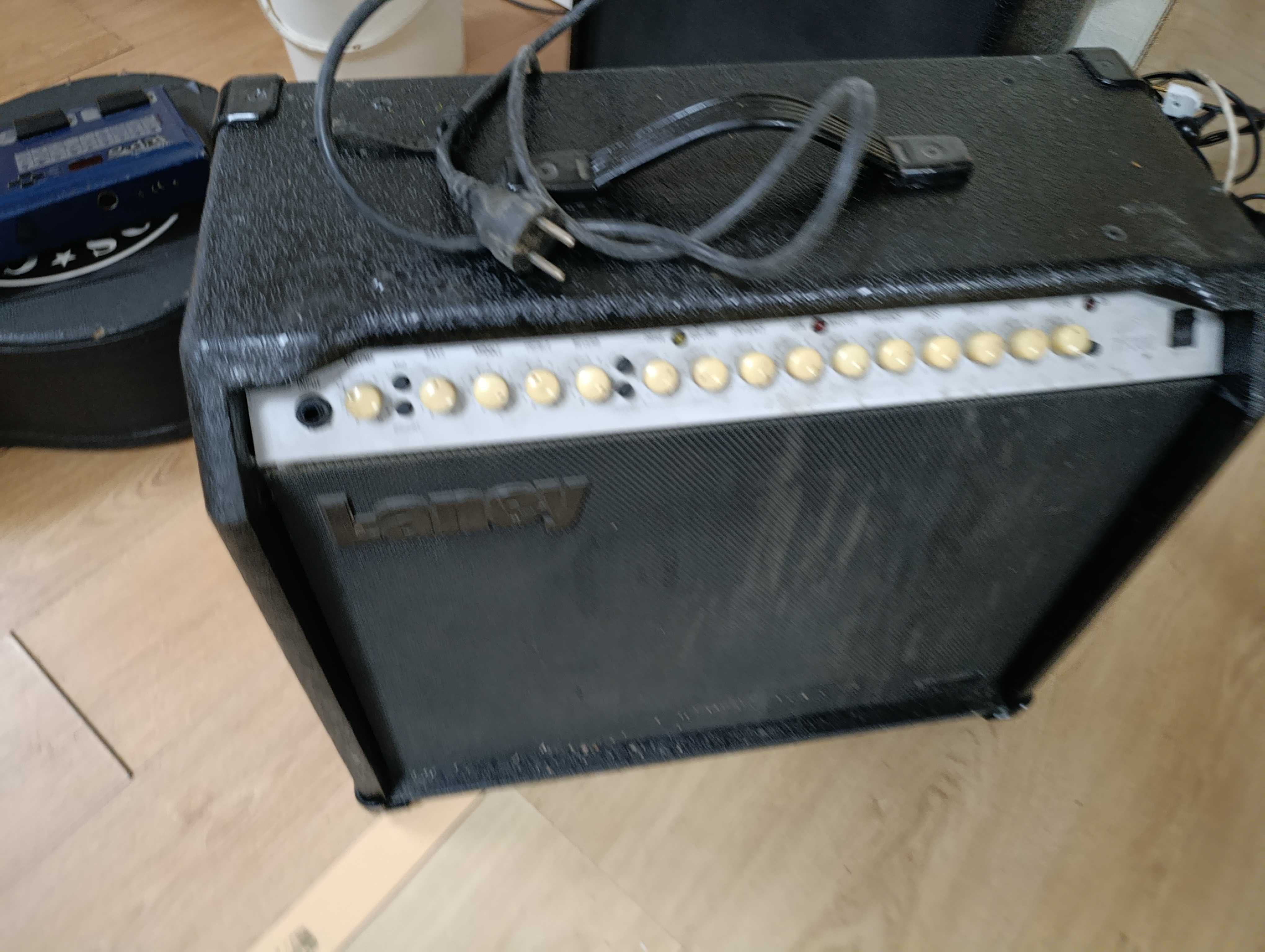 Amplificador Laney 120w