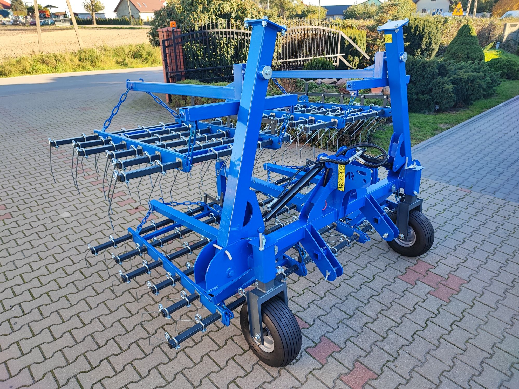 Brona chwastownik aktywator APC600, ochrona środowiska aerator
