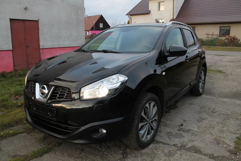 Nissan Qashqai 2,0 140KM Tekna Xenon/Skóra/BOSE/Panoramadach/Navi/Kamera Cofania