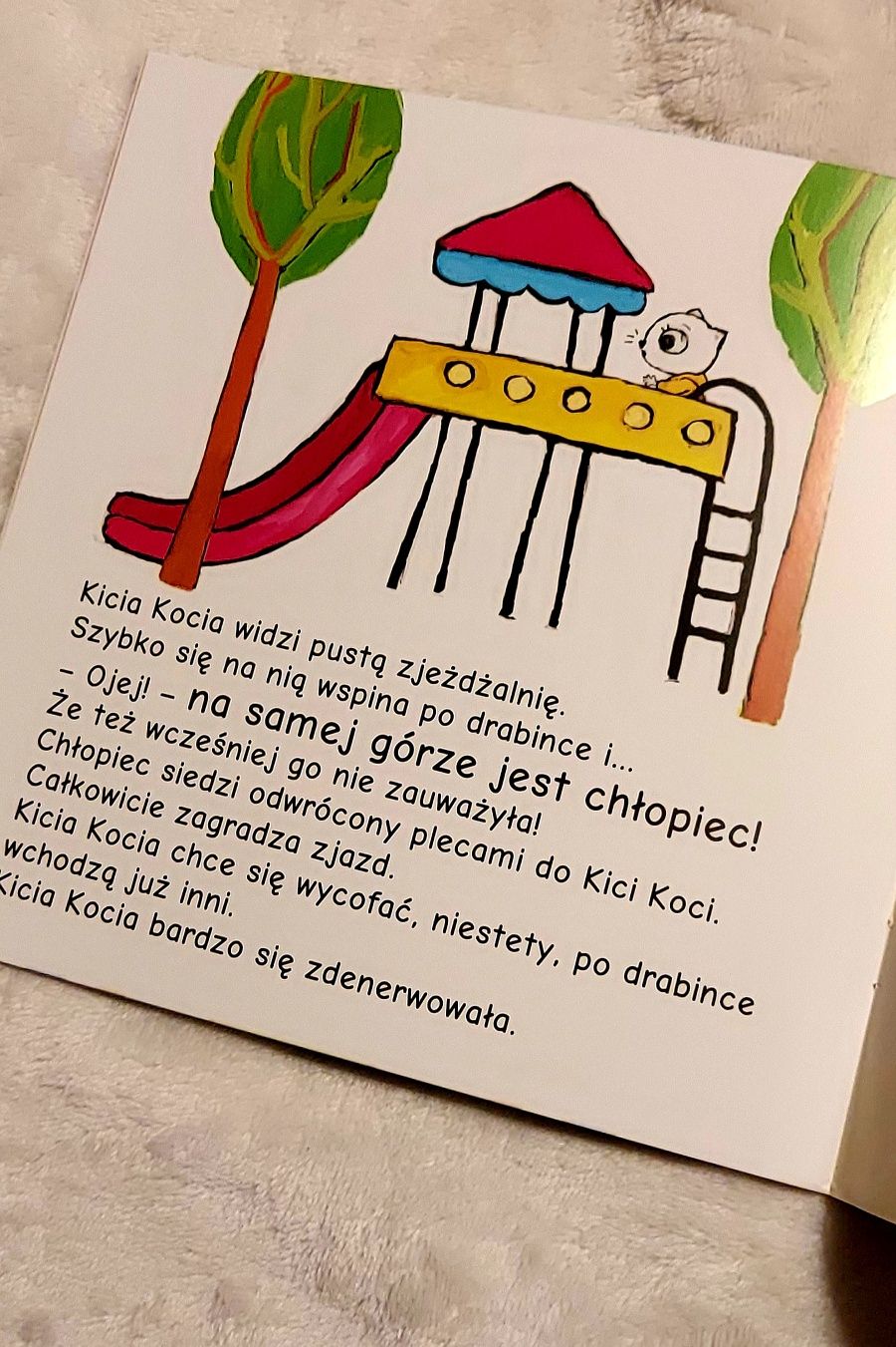 Książeczka Kicia Kocia na placu zabaw książka dla dzieci #KupMiChceTo