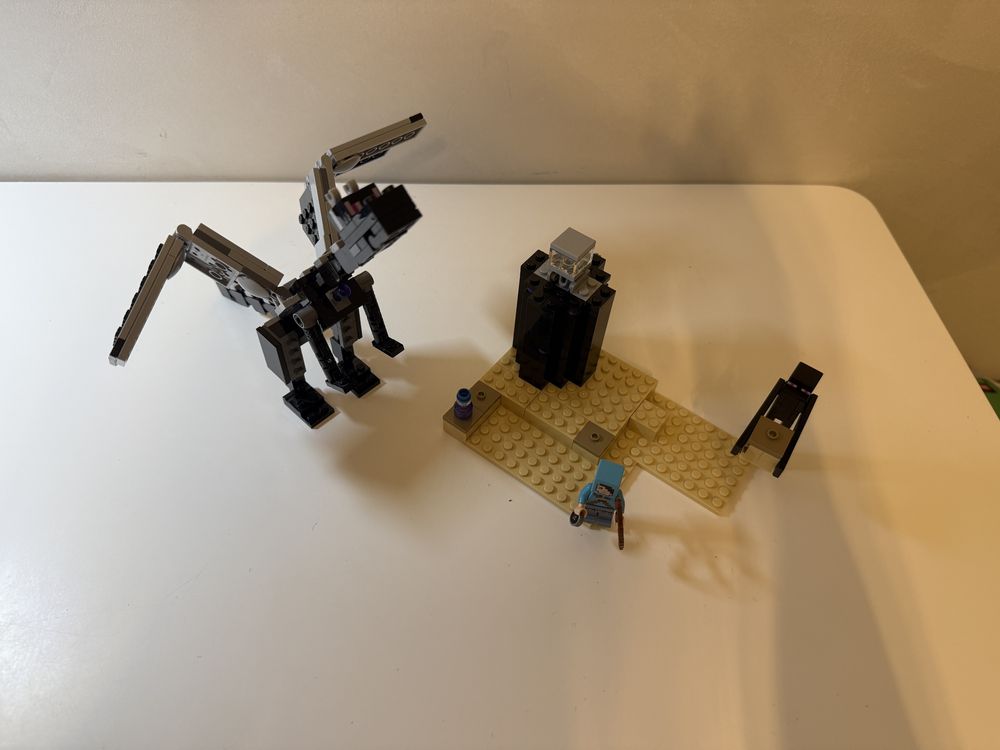 Lego Minecraft Остання битва 21151
