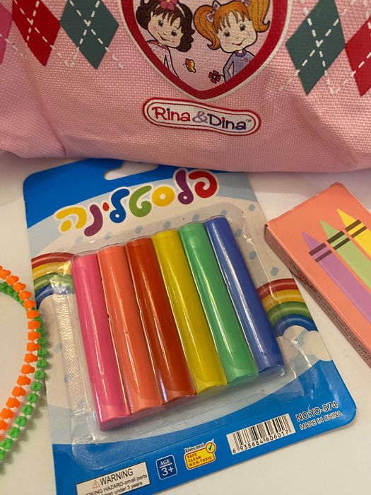 Пенал, олівці  Ціна за все!