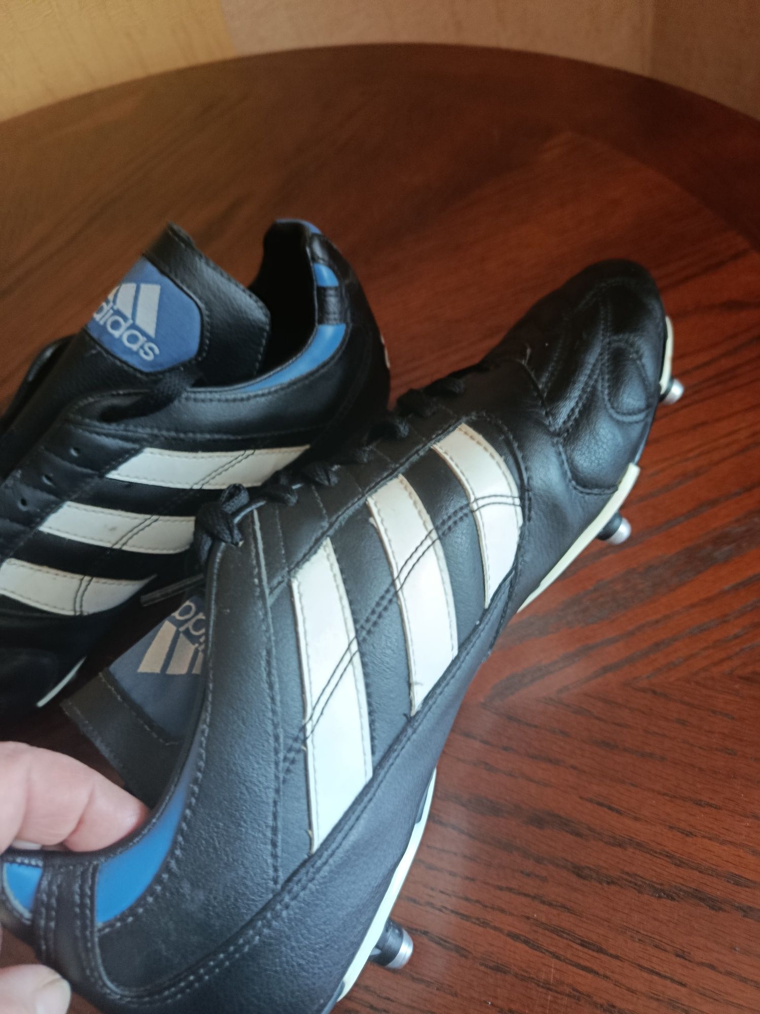 Нові фірмові буци кросівки  adidas 43 розмір