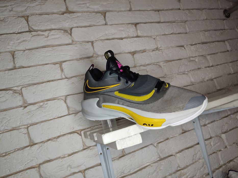 Nike zoom freak 3 баскетбольні кросівки чоловічі