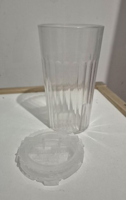 Kubek Reflo spowalniajacy wypływ wody