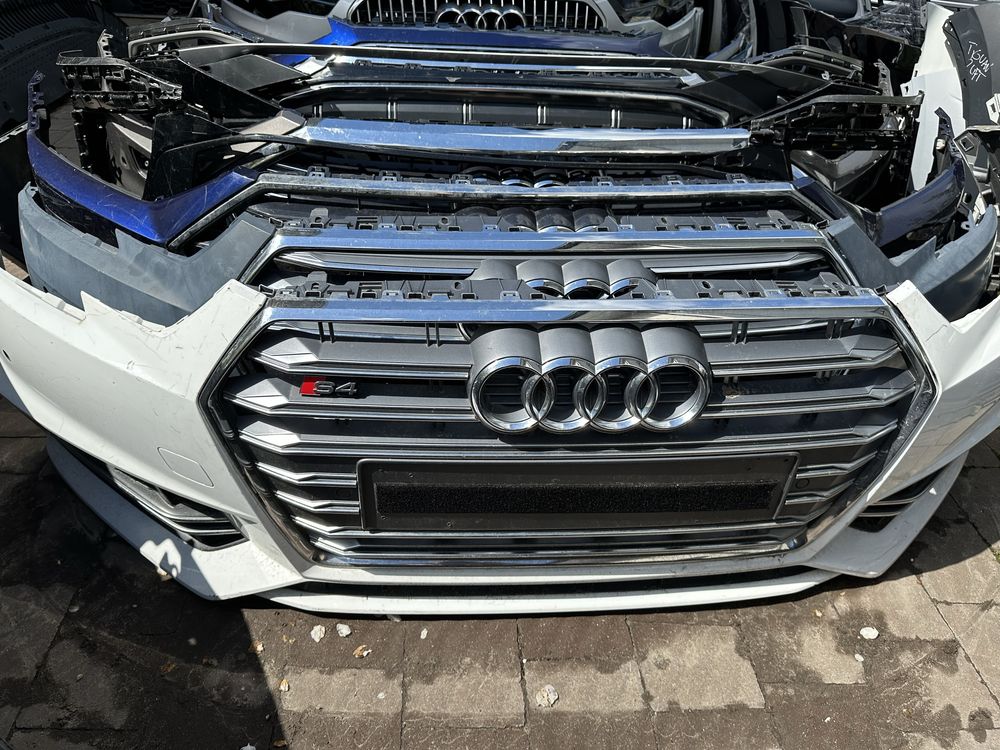 Бампер Audi A4/S4 B9 S-Line 2016-2019