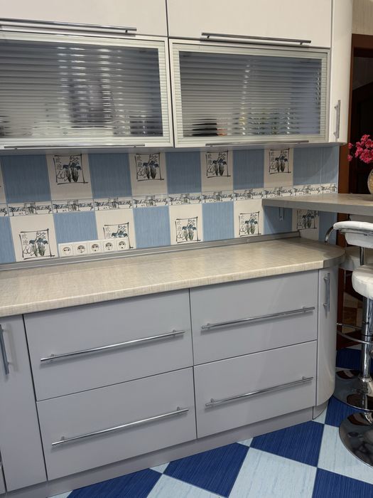 Продам кухню (кухонний гарнітур)