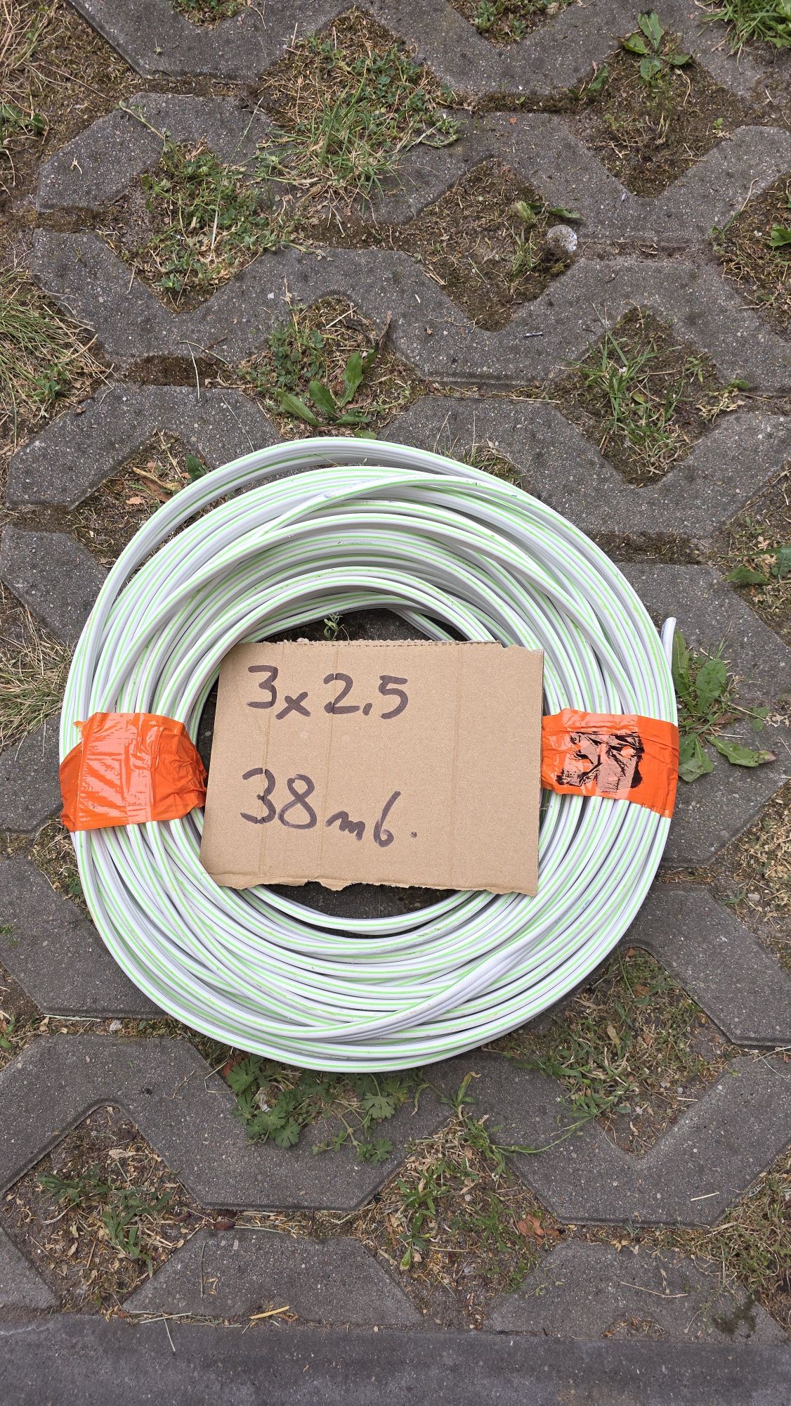 Przewód NKT  3x2,5 .4x15. 3x1,5 2x1,5