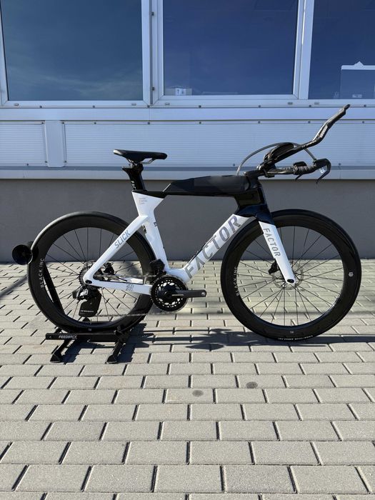 Rower FACTOR SLiCK Shadow White r.54