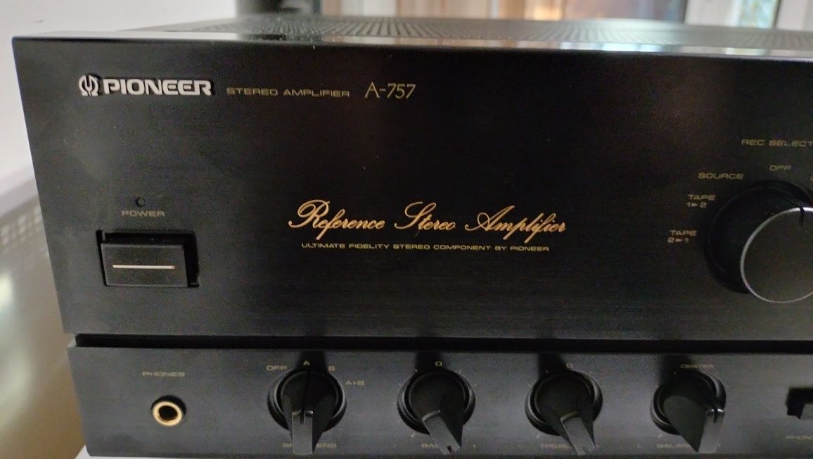Продам PIONEER A 757 + PIONEER PD -S703. + БОНУС в Подарунок Тюнер Піо