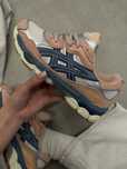 Продам нові фірмові жіночі кросівки ASICS Gel у коробці.