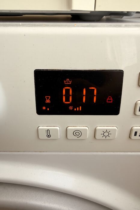 Maquina de Lavar e Secar a roupa