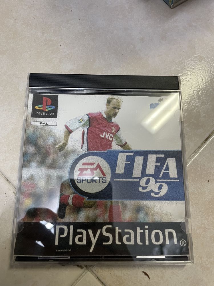 FIFA 99 (para PS1)