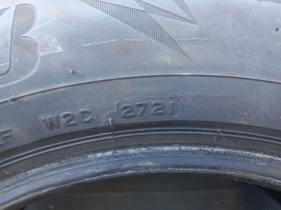 Opony zimowe Bridgestone 215/65/17 103H