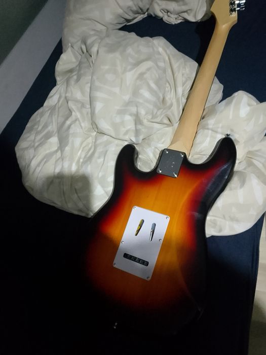 Nowa gitara elektryczna harley benton st-20