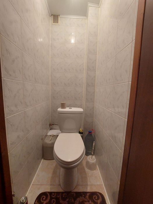 Продаж 3-х кімнатної квартири на Митниці