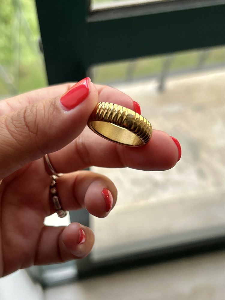 Anel ONE aço dourado
