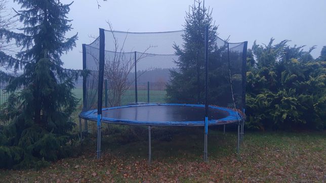 ODDAM używaną dużą trampolinę