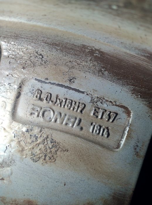 Audi A4 B8 A5 Felgi aluminiowe orginalne 8K0.601.025.Q 18''