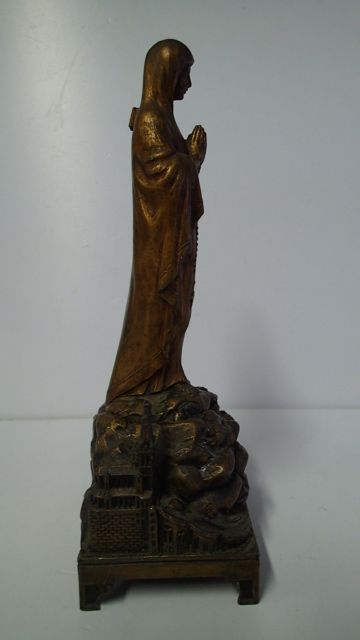 Nossa Senhora de Lourdes