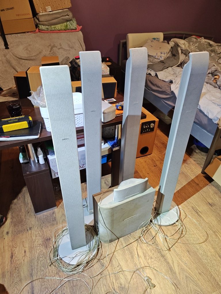 Sprzedam kino domowe Philips 5+1