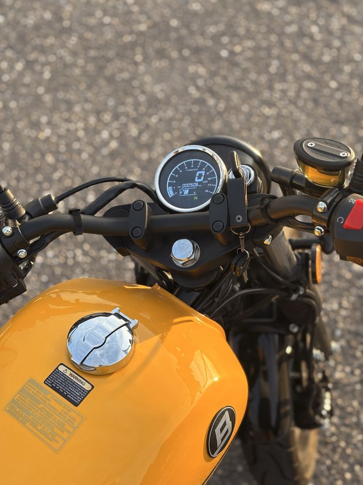 Bluroc Legend 125 *COMO NOVA*