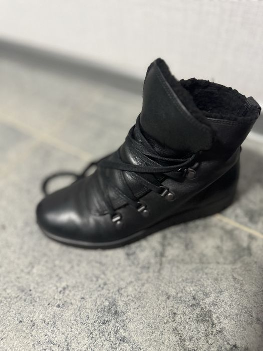 Зимние  женские ботинки Ecco
