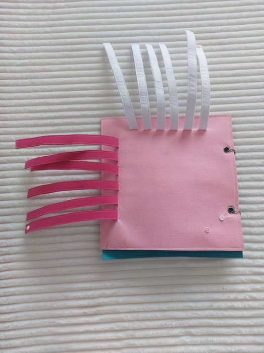 Livro com Jogo do galo