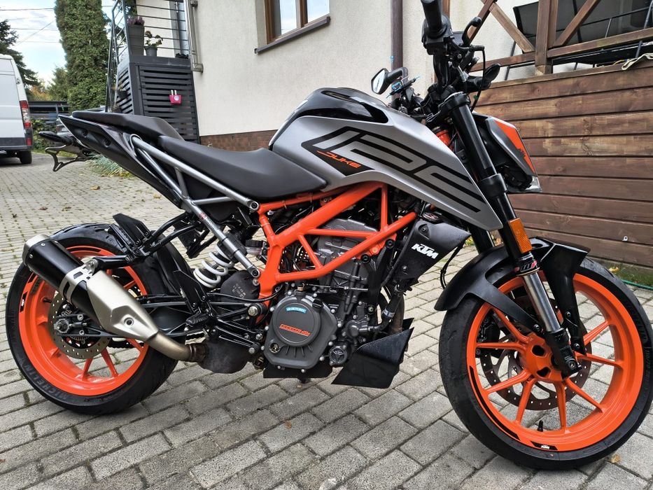 KTM Duke 125. 2022rok, 15tkm przebieg. Stan idealny.