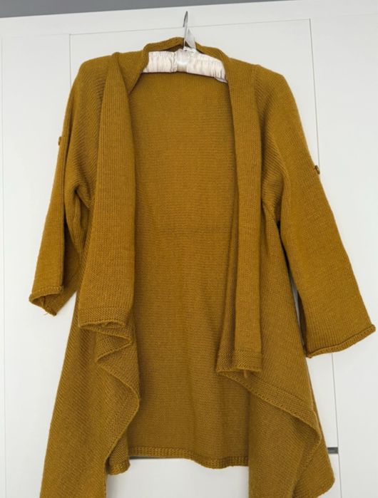 musztardowy sweter kardigan oversize butik narzutka zapinana L 40