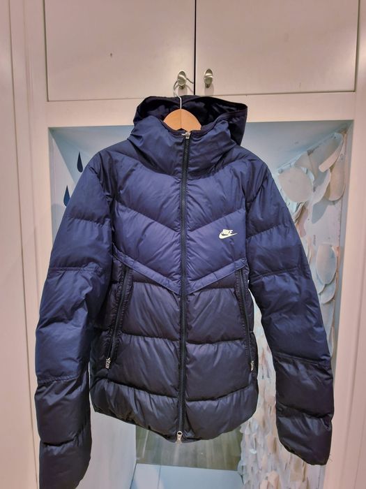 Kurtka zimowa Nike Storm- Fit Windrunner PrimaLoft® w rozmiarze M