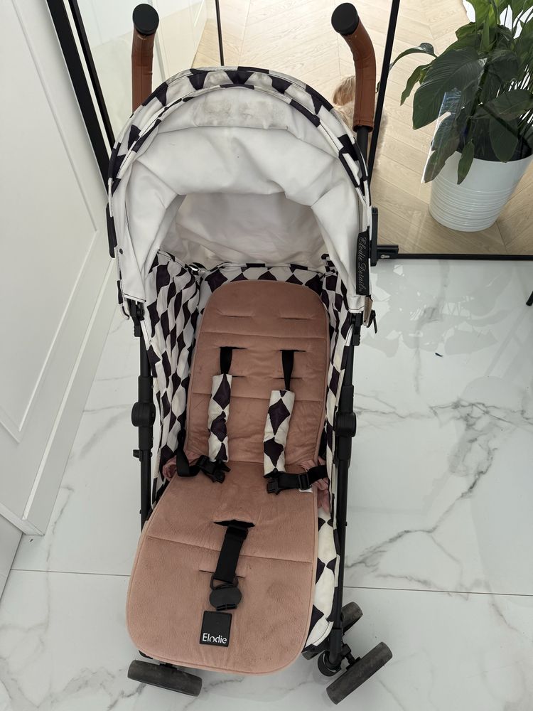 Wózek spacerowy Elodie Details biało czarny