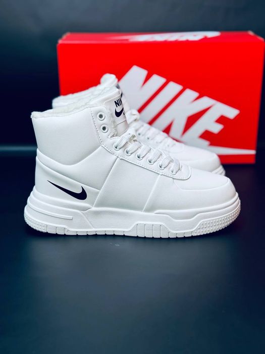 Женские зимние белые кроссовки Nike  натуральная кожа мех