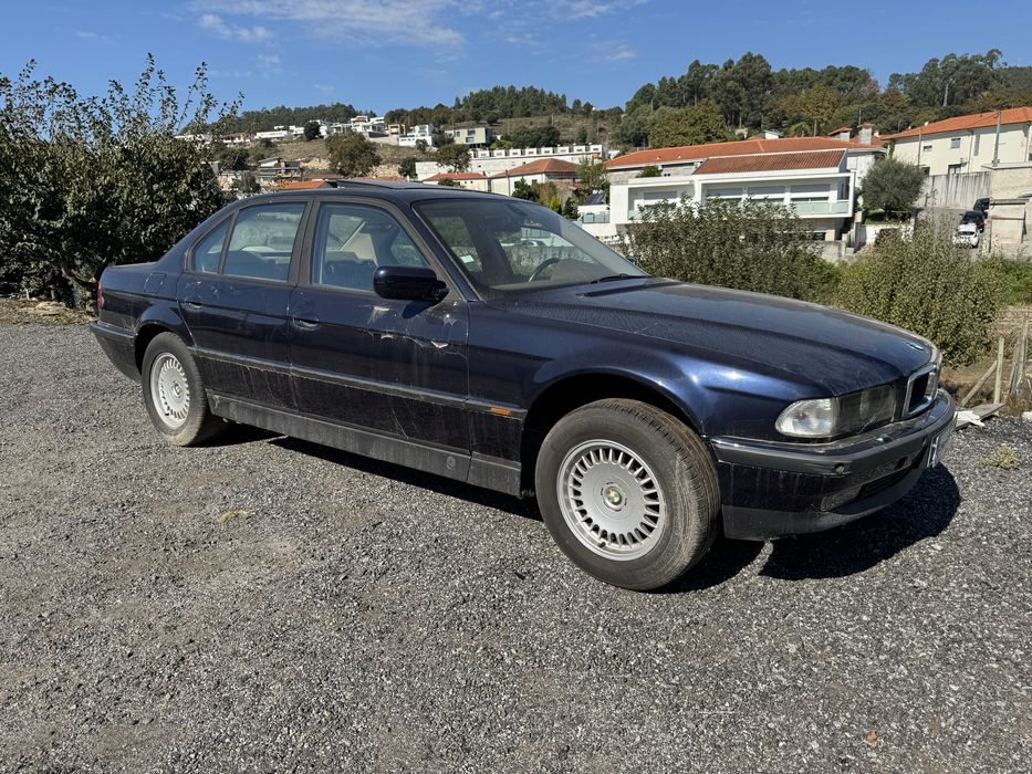 Bmw E38 740i peças material