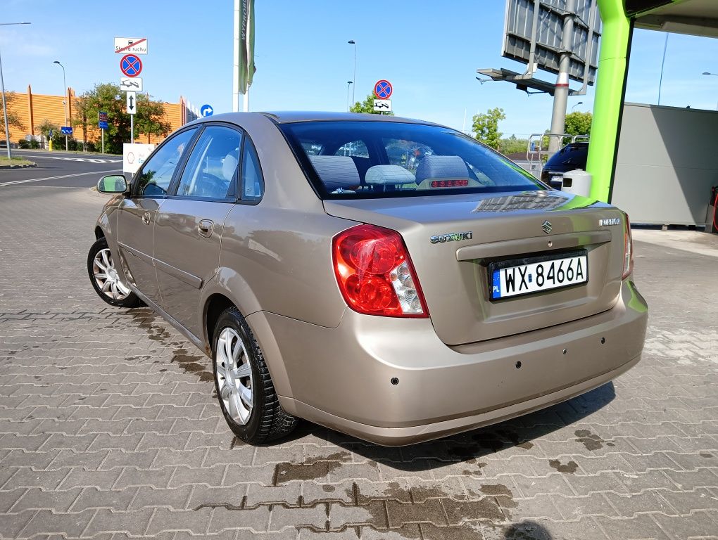 Suzuki forenza 2,0 GAZ 04r automat bdb stan zadbany sprawna klima