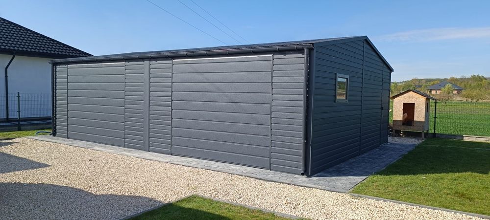 Garaz blaszak 6x6 plus 2m wiaty