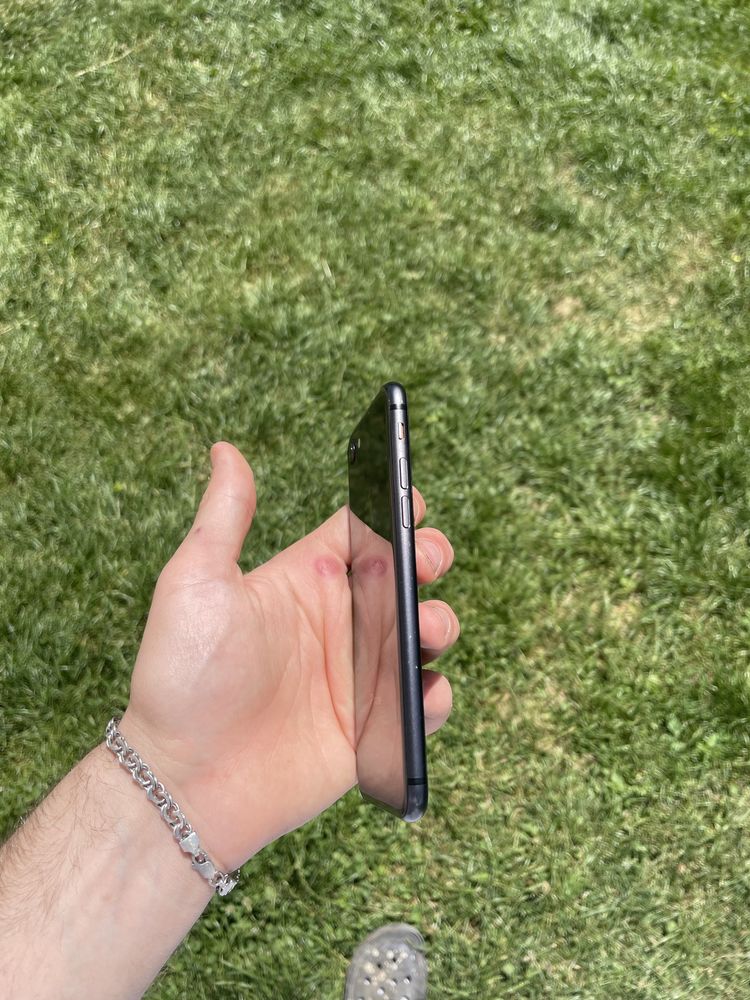 Iphone 8 64 black