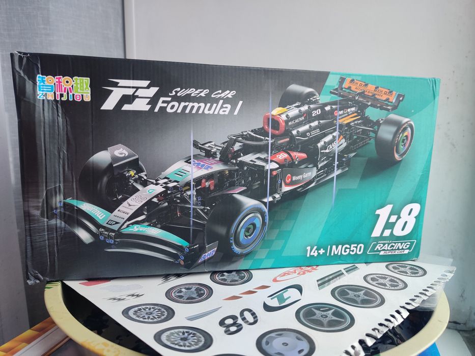 Конструктор Technic – F1 (4в1) Mercedes / McLaren / Alpine / Haas