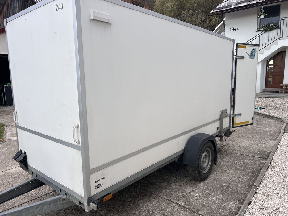 Przyczepa Cargo Furgon Niewiadów stan b.dobry