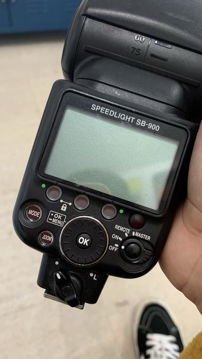 Flash Nikon speedlight SB900